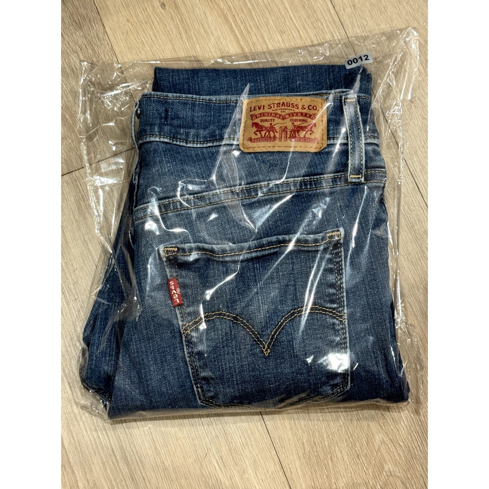 Levi's Women's 702 High Rise Super Skinny Distressed Blue Denim Jeans - Picture 7 of 7